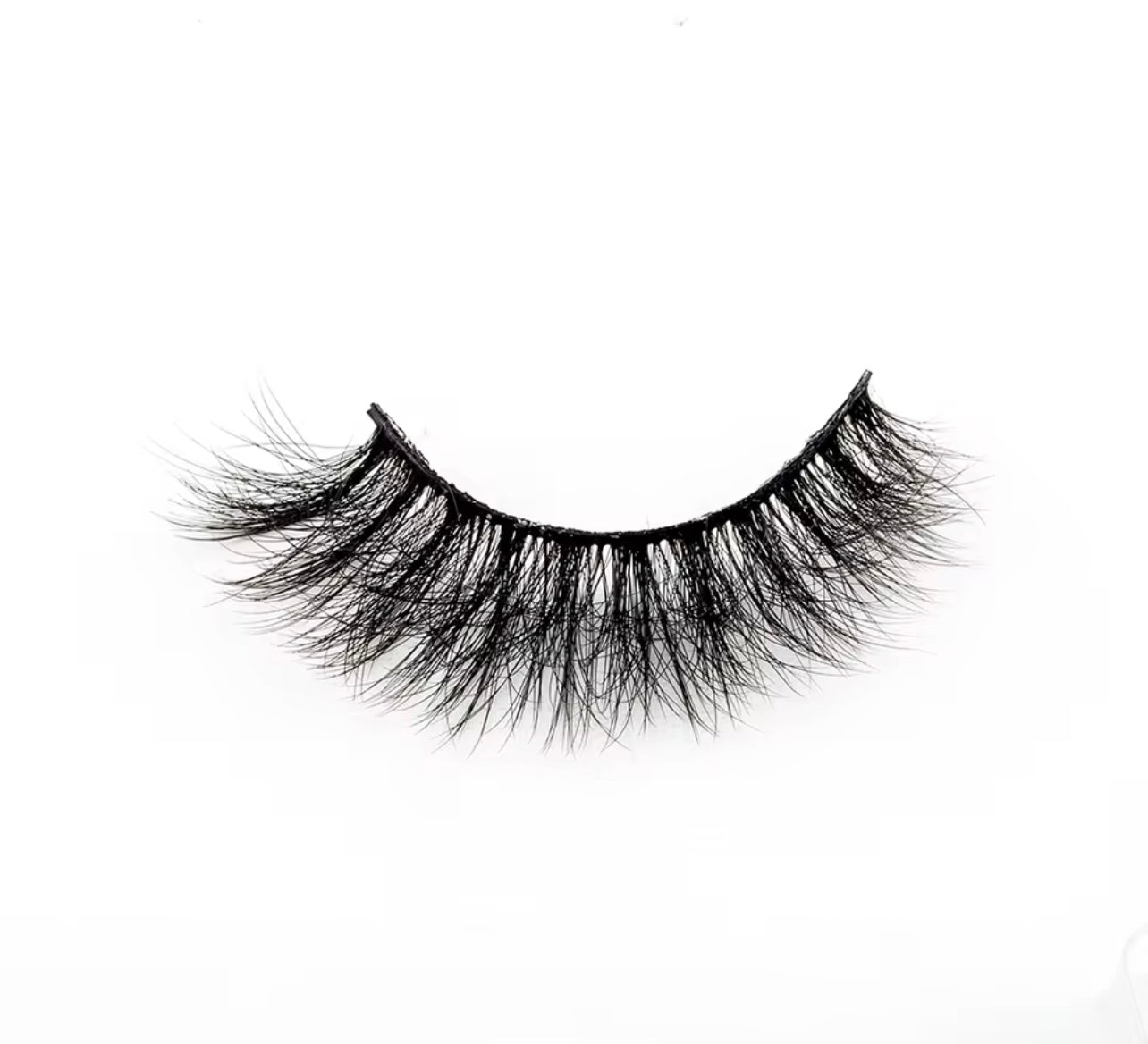 Pestañas Postizas de Lujo Efecto Natural – LO COSMETICS